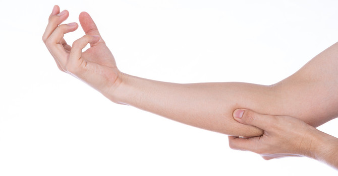 Pinky Finger Numbness and Tingling? It Could Be This Nerve!